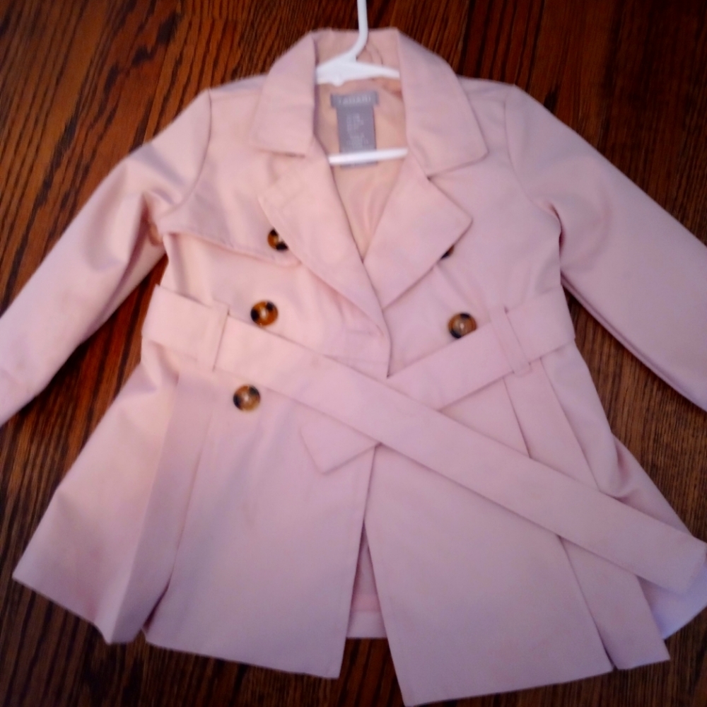 Tahari 12m trench coat